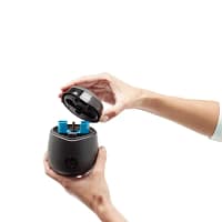 e55x-handshot11 Akutoitel sääsepeletaja Thermacell E55