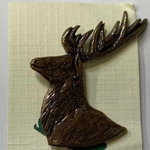 343717483_259399376607590_7410044071755921062_n Märk "Hirv" 3 cm