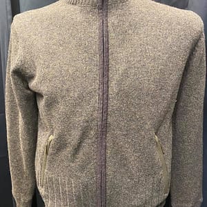 195100615_2846525908929734_2694327473508800101_n Villane kampsun (suurus 3XL)