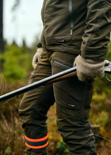 5890-135-41_Pinewood-Env-0001-0015-0114_5890-135_5891-135 PINEWOOD Hunter Pro jahiriiete komplekt, moss green