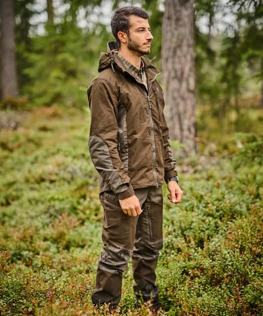 5996-743-41_Pinewood-Env-0001-0013-0073_5997-722_5996-743 PINEWOOD Furudal Tracking green komplekt